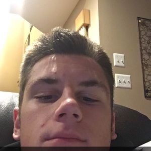 Meet your Posher, Logan